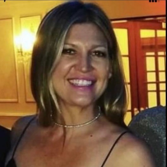 Meet your Posher, Katie - Picture 1 of 1